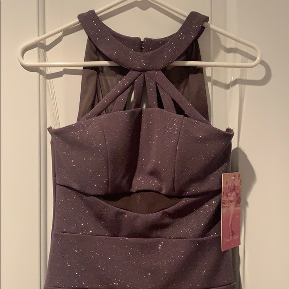 Color taupe fancy mini dress - Picture 2 of 5